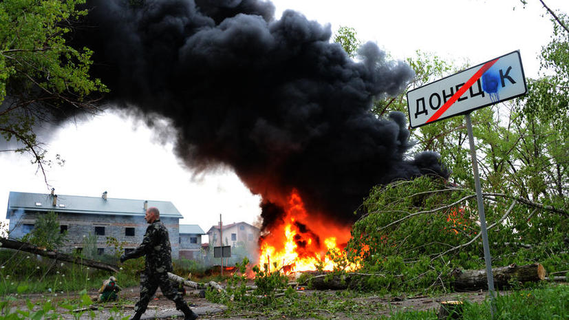 СМИ: В Донецке взяты в заложники сотрудники Красного Креста