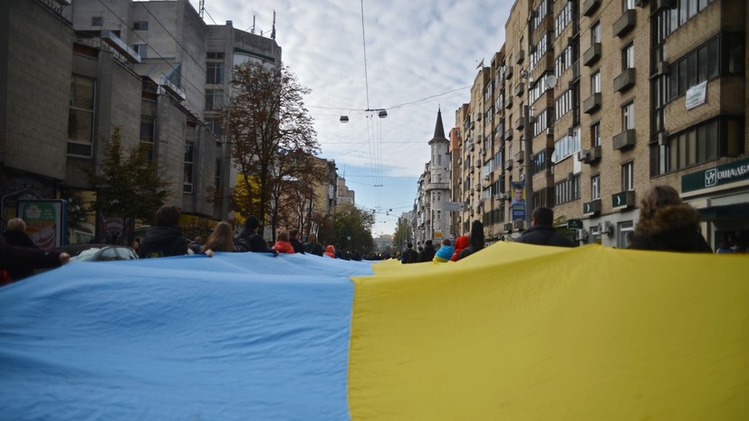 Народ рулит: что украинцы требуют от Петра Порошенко
