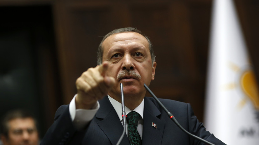 Эрдоган усомнился в турецких корнях автора резолюции бундестага о геноциде армян