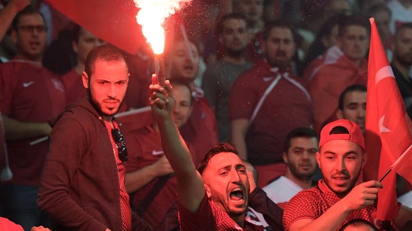 Турция обыграла Чехию на Евро-2016