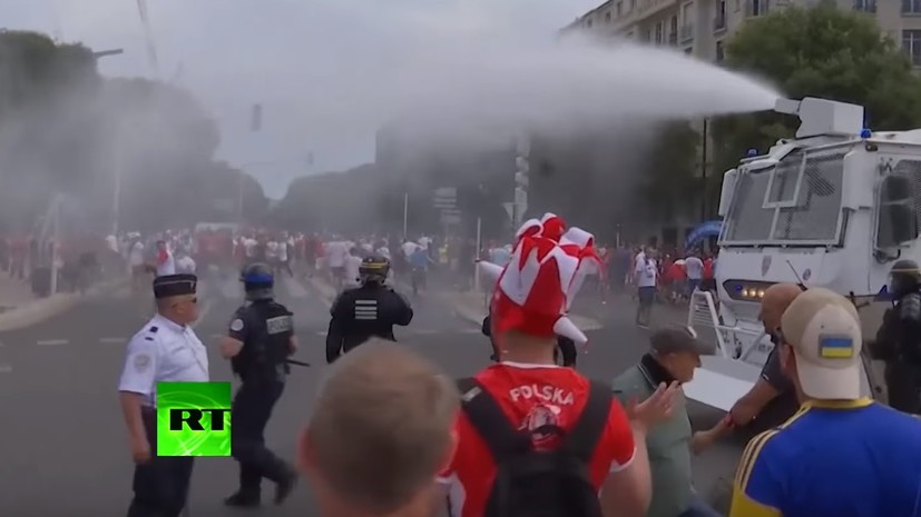 Украинские и польские фанаты подрались в Марселе