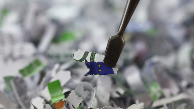 В Италии предложили провести референдум по отмене евро