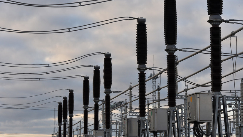 Экстренная техпомощь: Украина купит электроэнергию у России по повышенному тарифу