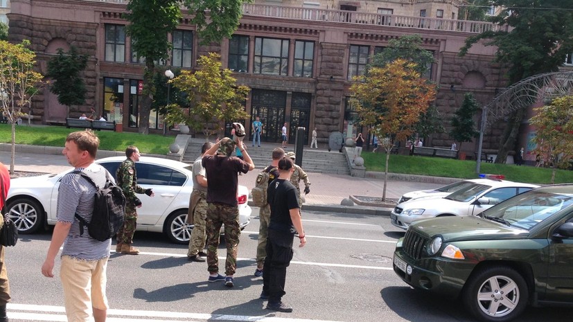 Радикалы вступились за Батю: в центре Киева бунтовали из-за ареста начштаба «Айдара»