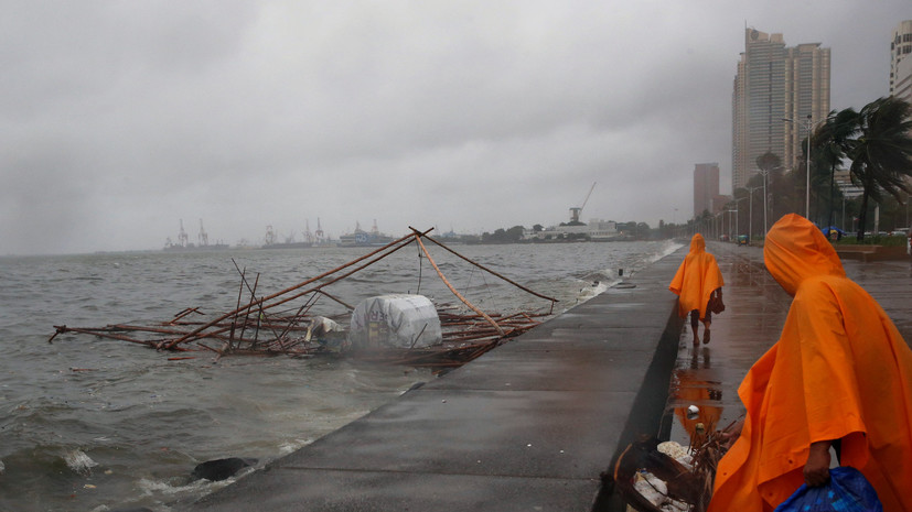 Мощный тайфун «Непартак» обрушился на берега Тайваня