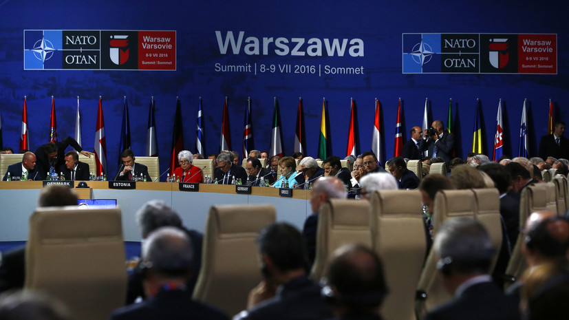 НАТО рисует дугу: альянс обнаружил угрозы от России до Ближнего Востока