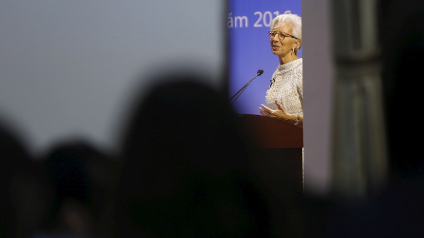 Суд во Франции требует судебного преследования главы МВФ Кристин Лагард