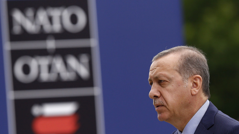 Daily Express: Турция пригрозила выходом из НАТО, если останется без поддержки альянса