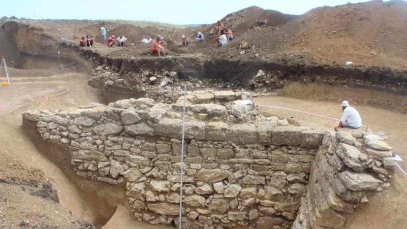 Учёные обнаружили в Крыму античную крепость, построенную более 2 тыс. лет назад