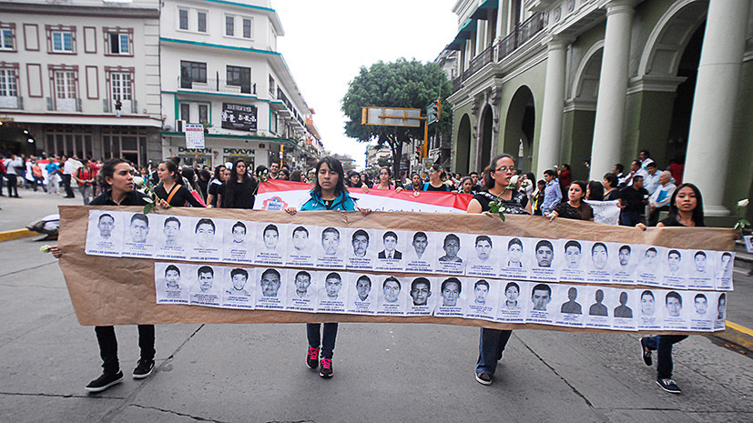 Мексиканцы требуют у правительства освободить похищенных студентовмексиканцы требуют у правительства освободить похищенных студентов