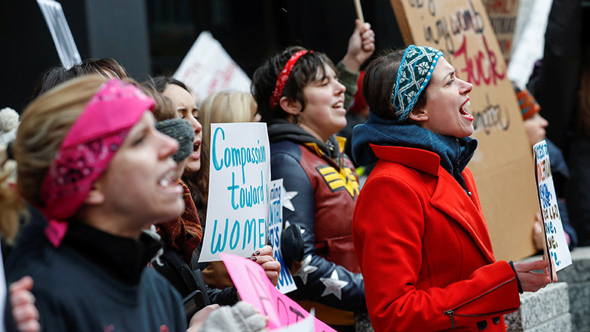 Женщины идут: сотни тысяч активисток со всего мира готовятся провести марши против Трампа