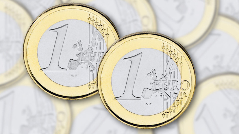 Проявил слабость: курс евро приближается к значениям двухгодичной давности 