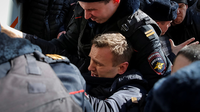 В ФБК заявили о задержании Навального