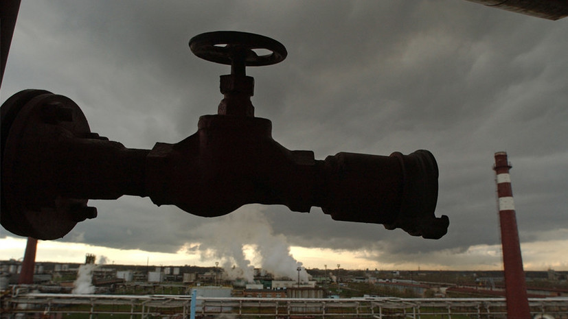 Трейдеры поддержали Urals: российская нефть за год подорожала на 25%