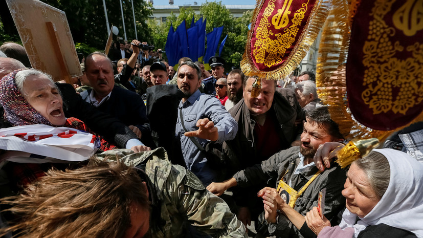 «Смертный полк»: националисты угрожают сорвать празднование 9 Мая в Киеве