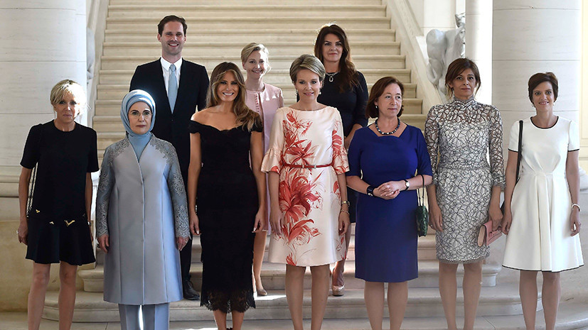 Муж премьера Люксембурга позировал на фото с жёнами лидеров НАТО