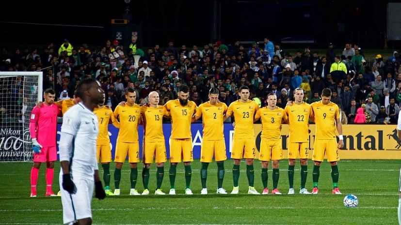 «Это позор»: футболистов Саудовской Аравии раскритиковали за нежелание почтить память жертв теракта