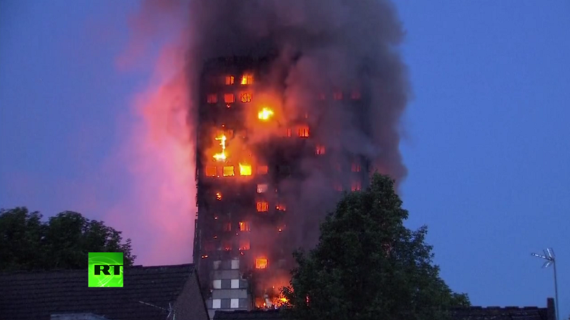 В Лондоне люди оказались в огненной ловушке загоревшегося 24-этажного дома