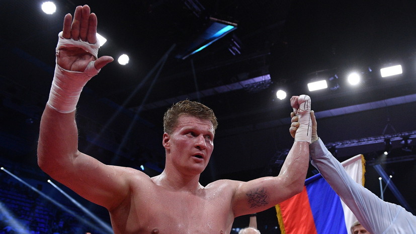 За явным преимуществом: российский боксёр Поветкин победил украинца Руденко