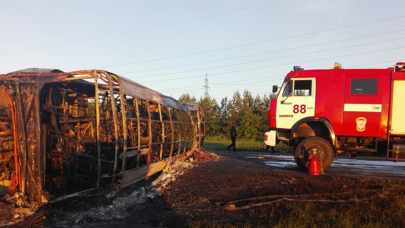 Число погибших в крупной аварии в Татарстане возросло до 13