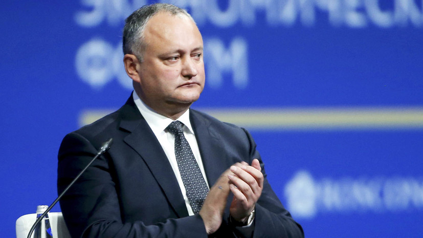 Президента Молдавии хотят привлечь к суду за отказ от финансирования США