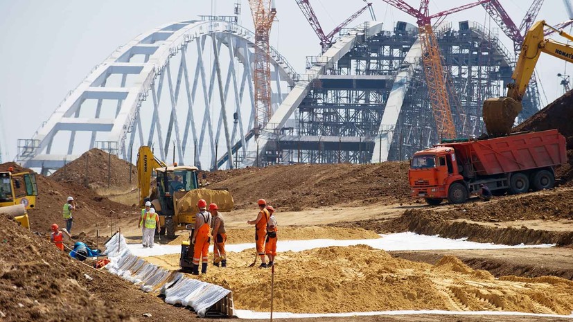 «Обрекает Украину на изоляцию»: как в Киеве увидели угрозу государственности в строительстве Крымского моста