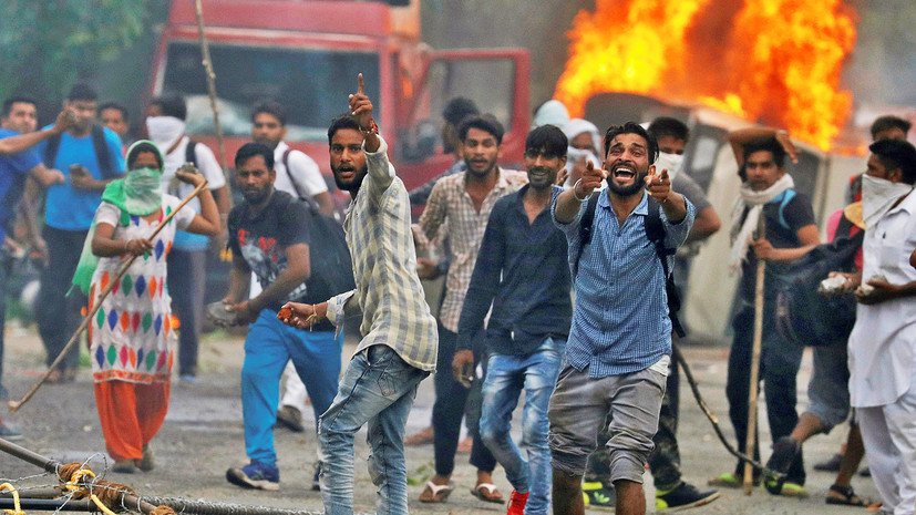 Гуру насилия: 38 человек погибли, около 250 ранены после ареста духовного лидера в Индии