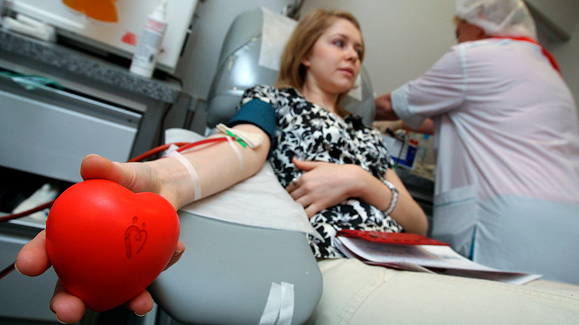 Одной крови: названы регионы — лидеры по числу почётных доноров