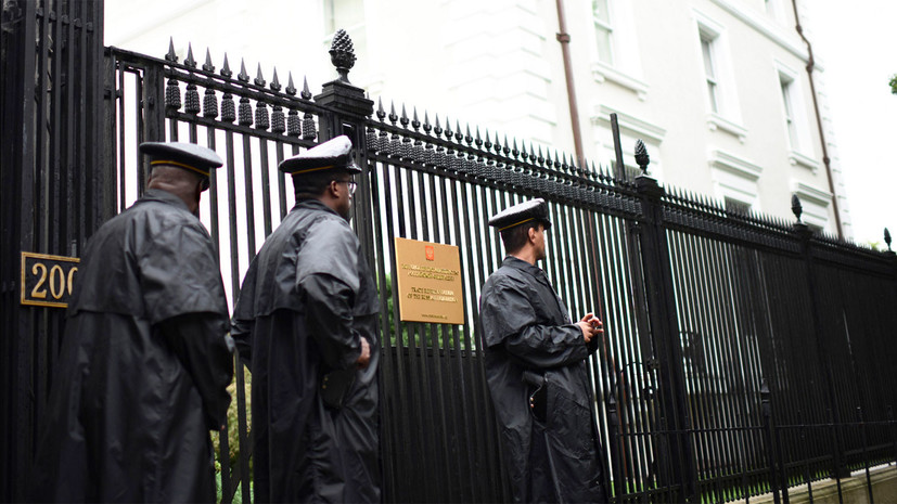 Агенты на «прогулке»: посольство России назвало «издевательским» заявление Госдепа по поводу обысков