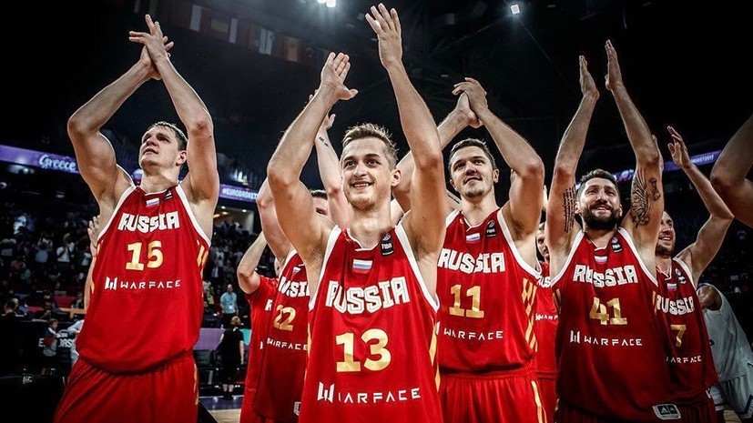 «Наконец-то можем гордиться»: баскетболисты сборной России о победе над Грецией в четвертьфинале Евробаскета
