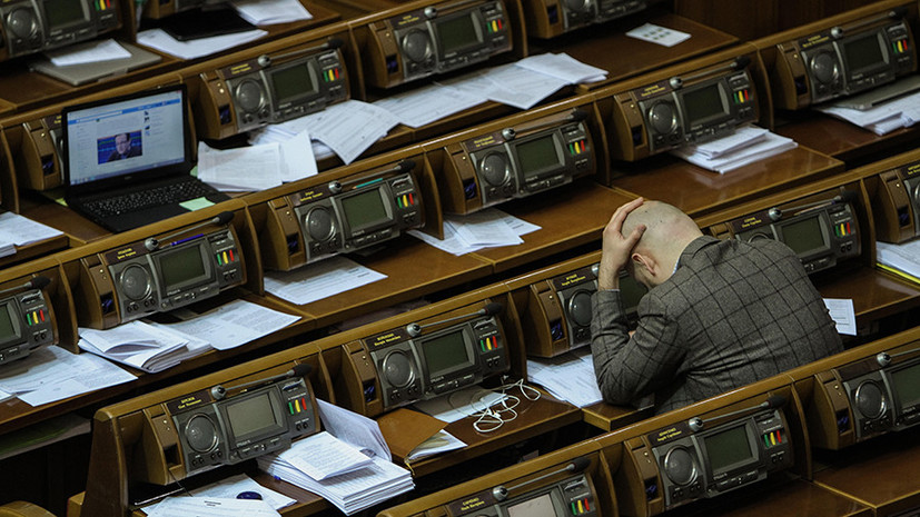 Бюджет войны и бюрократии: на что украинские власти планируют тратить деньги в 2018 году