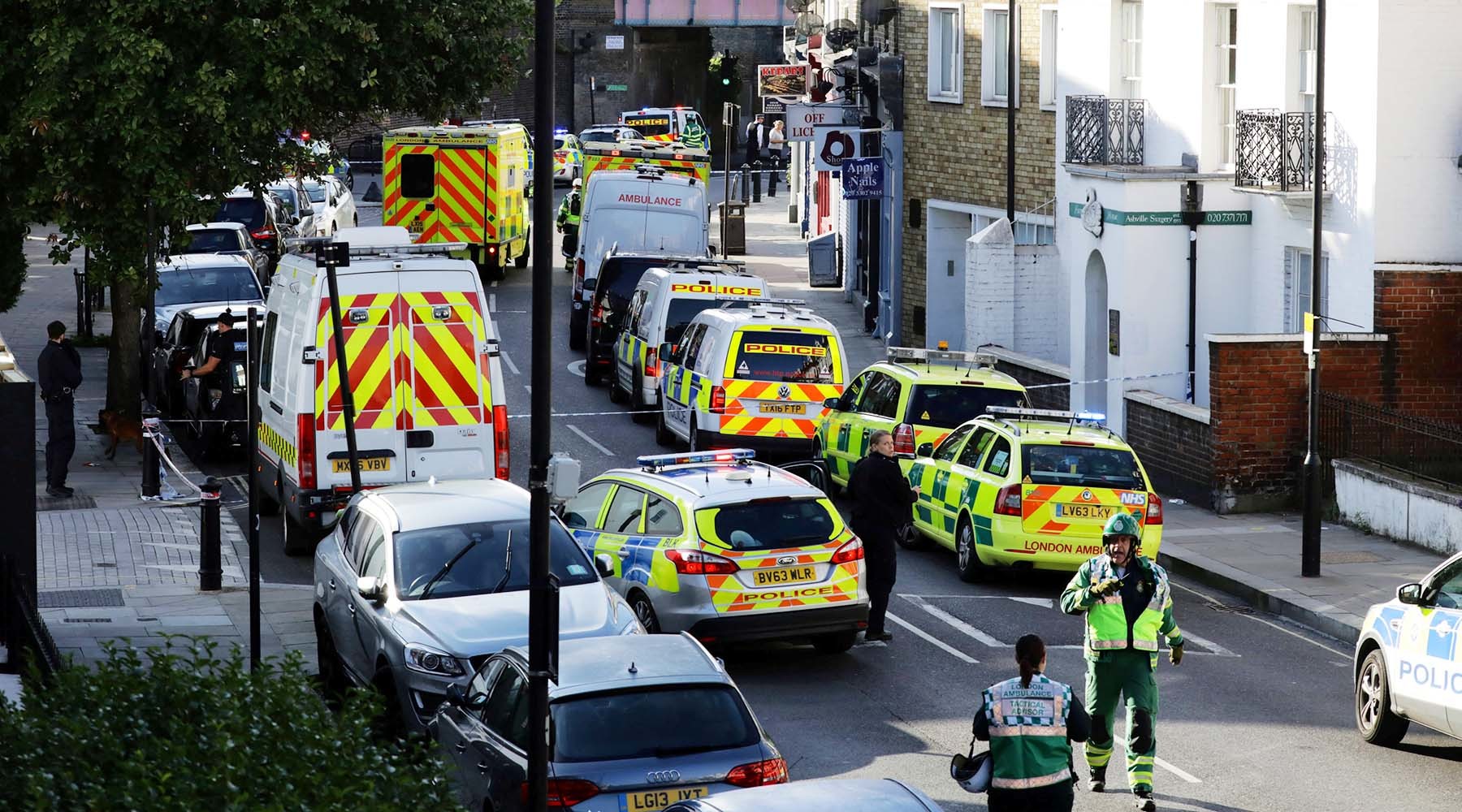 Взрыв в Лондоне: инцидент на станции метро признан терактом 
