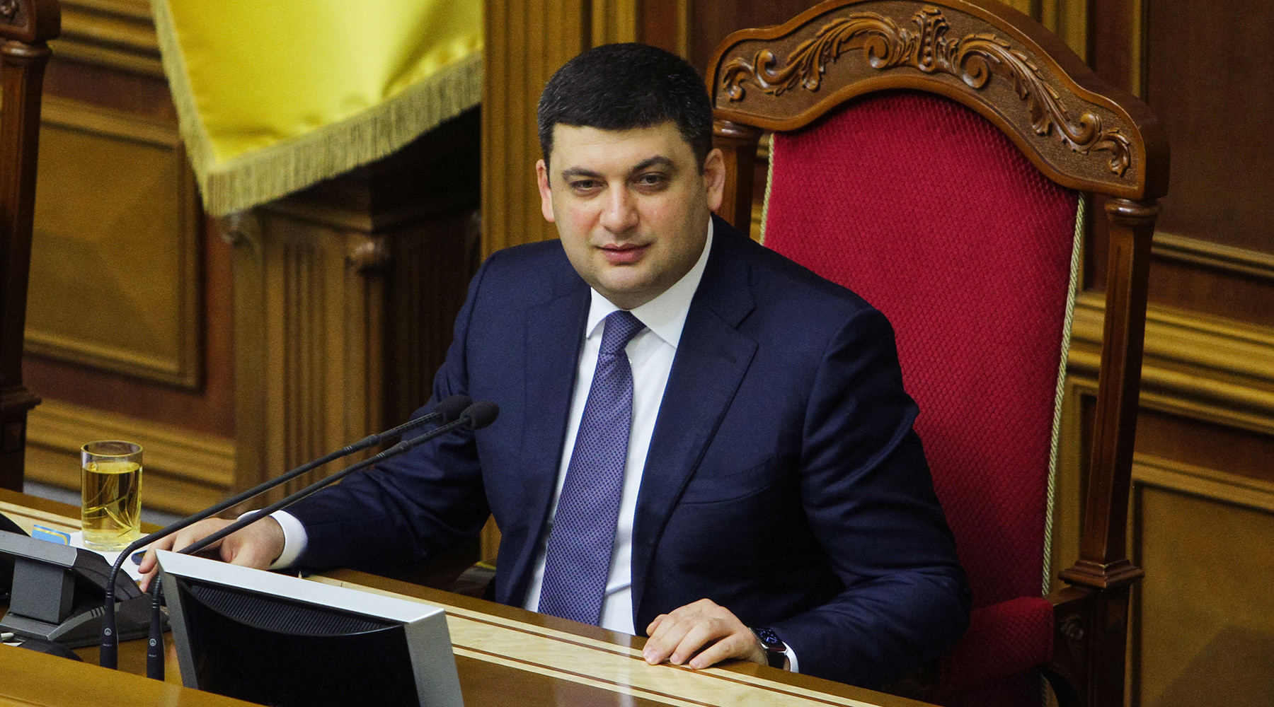 Как украинские депутаты парализовали работу Верховной Рады