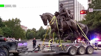 В Далласе демонтировали памятник герою конфедератов генералу Ли
