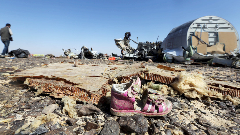 Спор на $700 млн: суд решит вопрос о компенсациях семьям жертв авиакатастрофы над Синаем