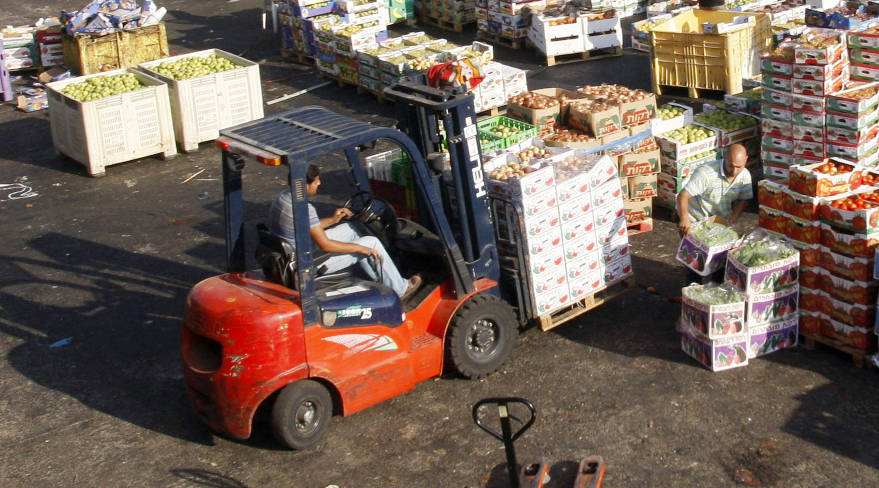 Россия позволит четырём турецким предприятиям поставлять томаты на свой рынок