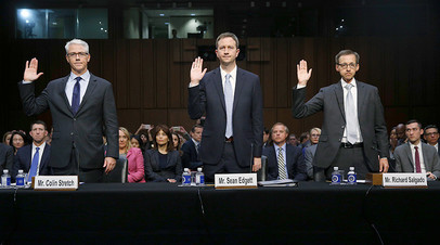 Слева направо: Колин Стретч (Facebook), Шон Эджетт (Twitter) и Ричард Салгадо (Google)