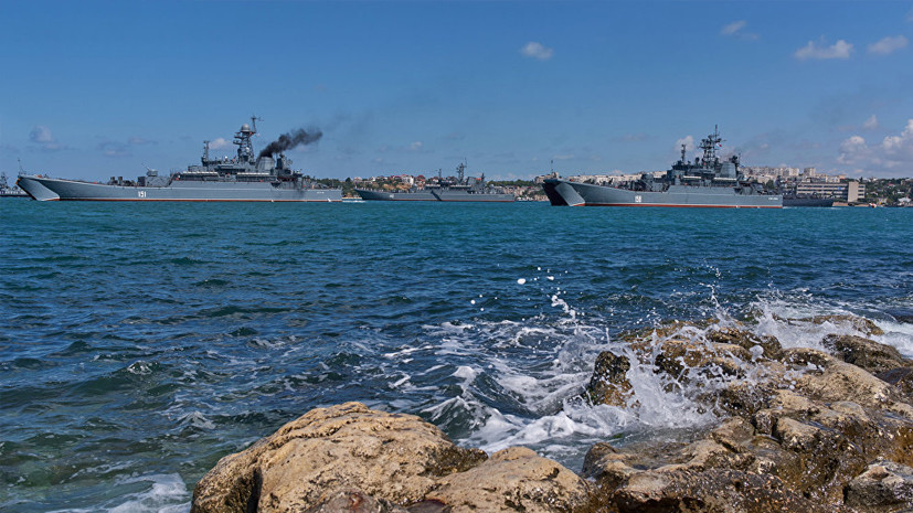 «Расширение военного присутствия»: в Крыму создана самодостаточная группировка войск