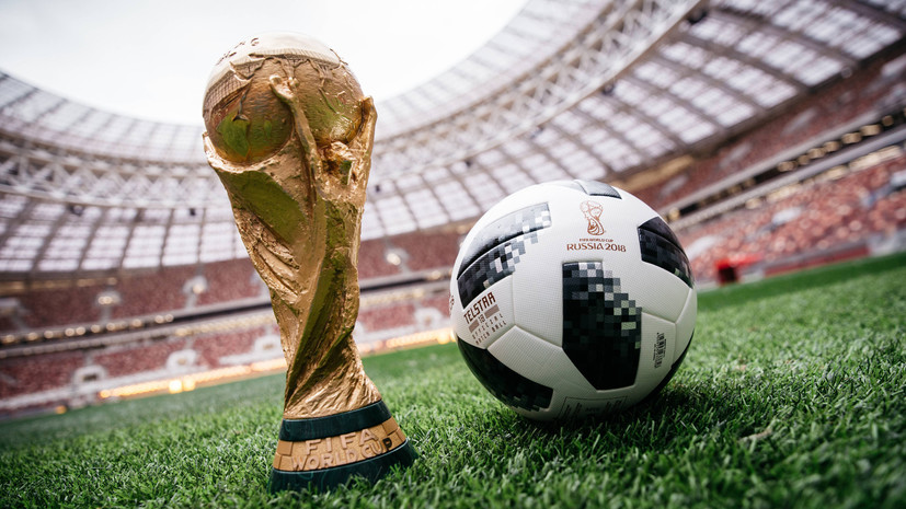В Москве презентовали официальный мяч чемпионата мира по футболу 2018 года