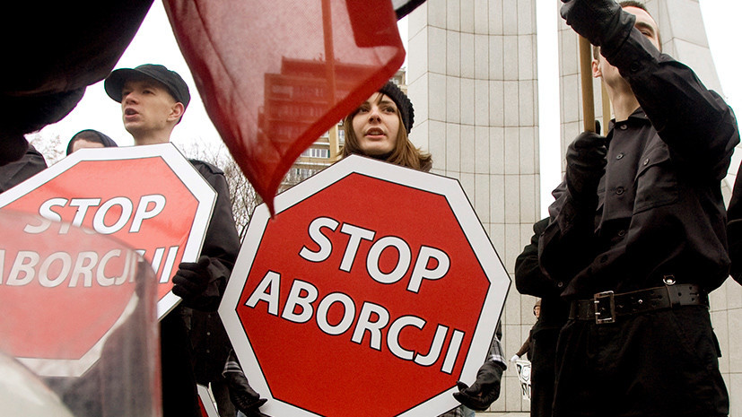 «Меняют мнение в зависимости от пропаганды»: примут ли в Польше закон о полном запрете абортов
