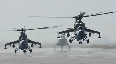 Вертолёты Ми-35 афганских ВВС в аэропорту Кабула