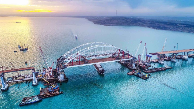 Крепкая опора: мост через Керченский пролив соединит Тамань и Крым до конца года
