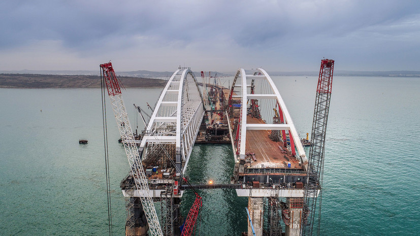 Строители завершили сборку пролётов автодорожной части Крымского моста
