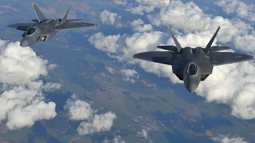 Деньги на воздух: ВВС США намерены нанять частные компании для обучения противодействию «угрозам противников» в Европе