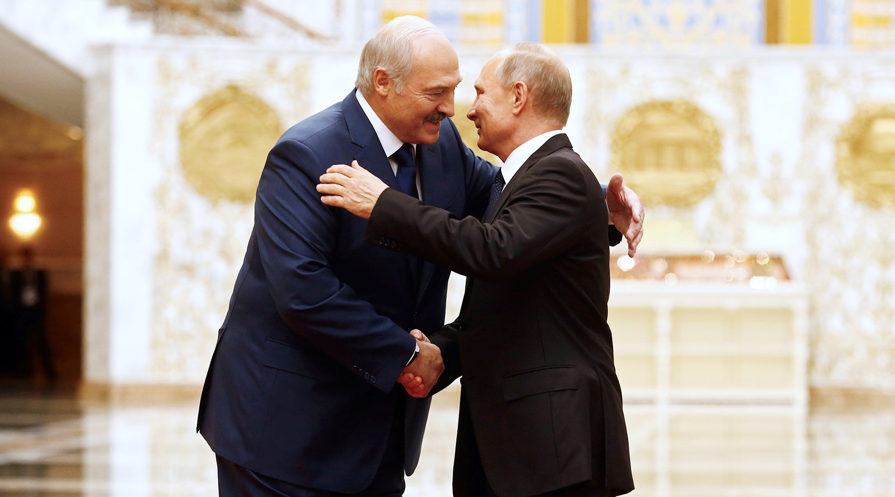 Путин поздравил мировых лидеров с Новым годом