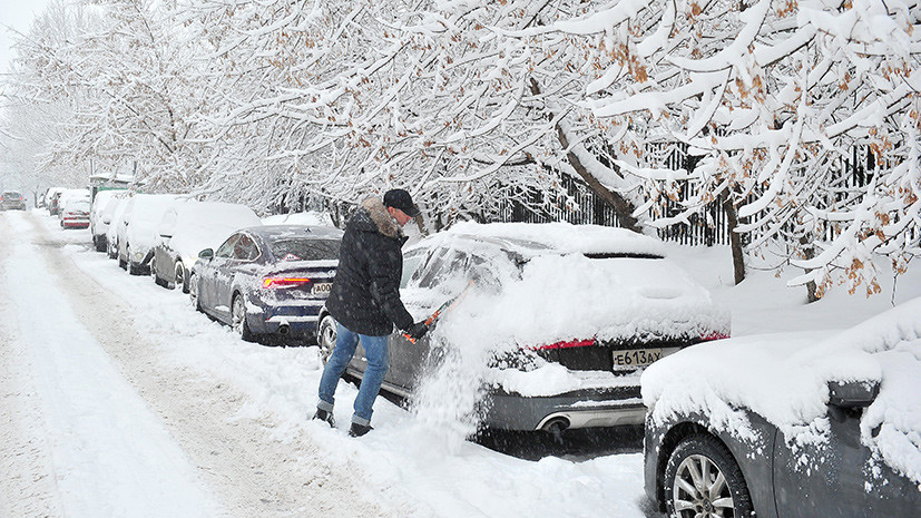 МЧС предупредило о сильных снегопадах 1 февраля в 12 регионах Центральной России