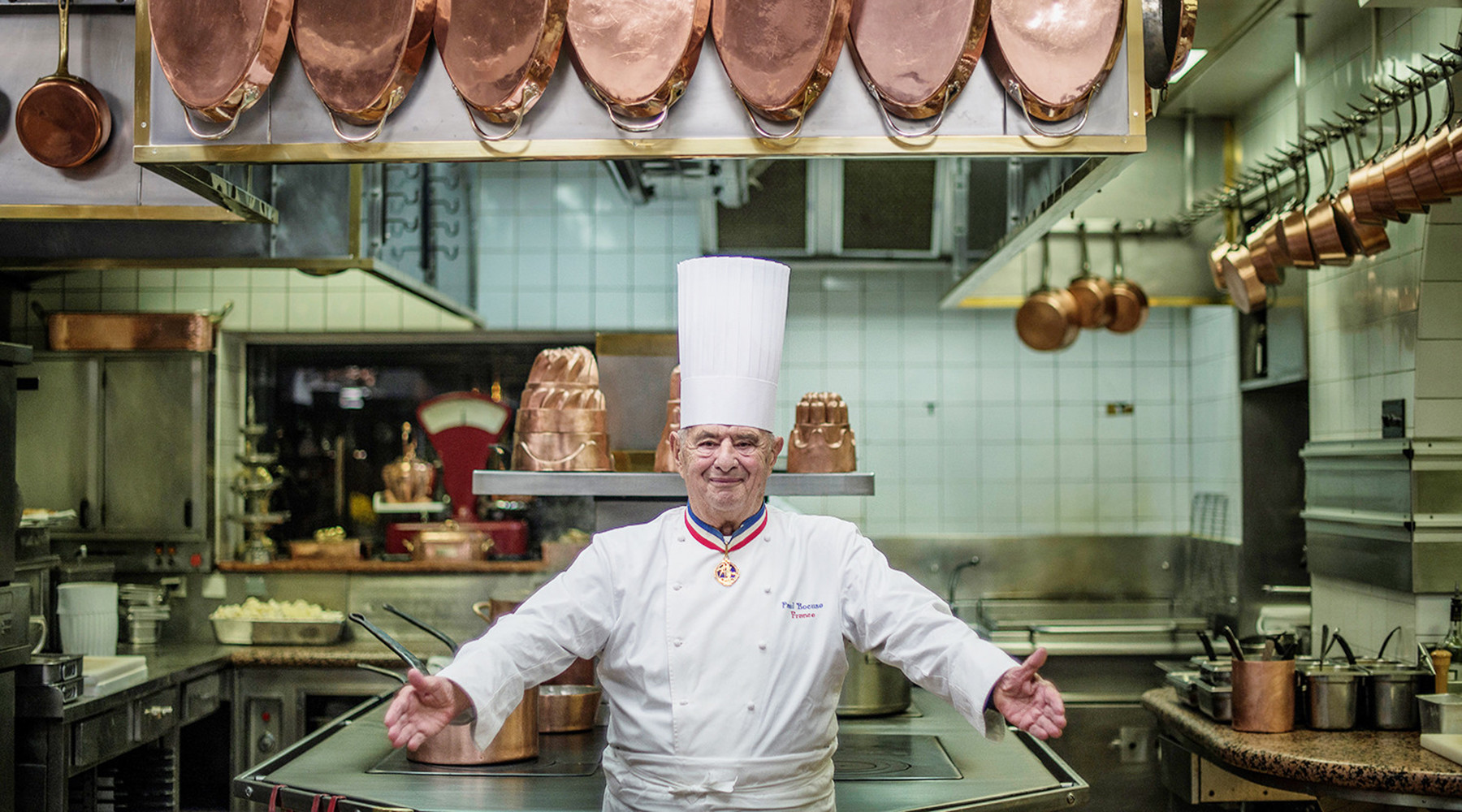 Шеф-повар столетия»: скончался «король французской кухни» Поль Бокюз — РТ  на русском