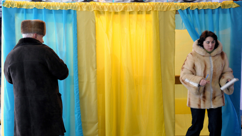 Киев рассматривает запрос Москвы на открытие избирательных участков на Украине