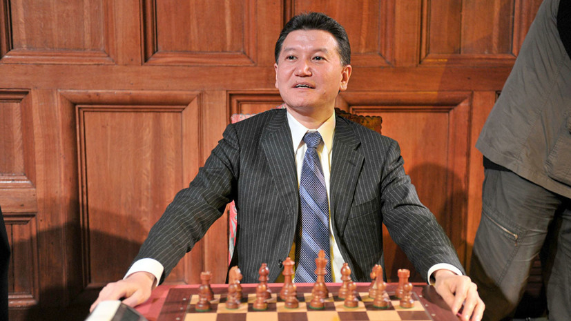 Глава FIDE Илюмжинов снял свою кандидатуру с выборов президента Российской шахматной федерации