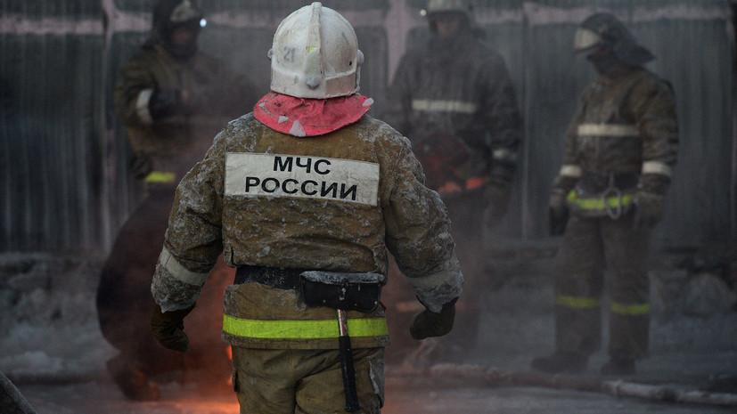 МЧС: четыре человека спасены при пожаре в жилом доме на юго-востоке Москвы